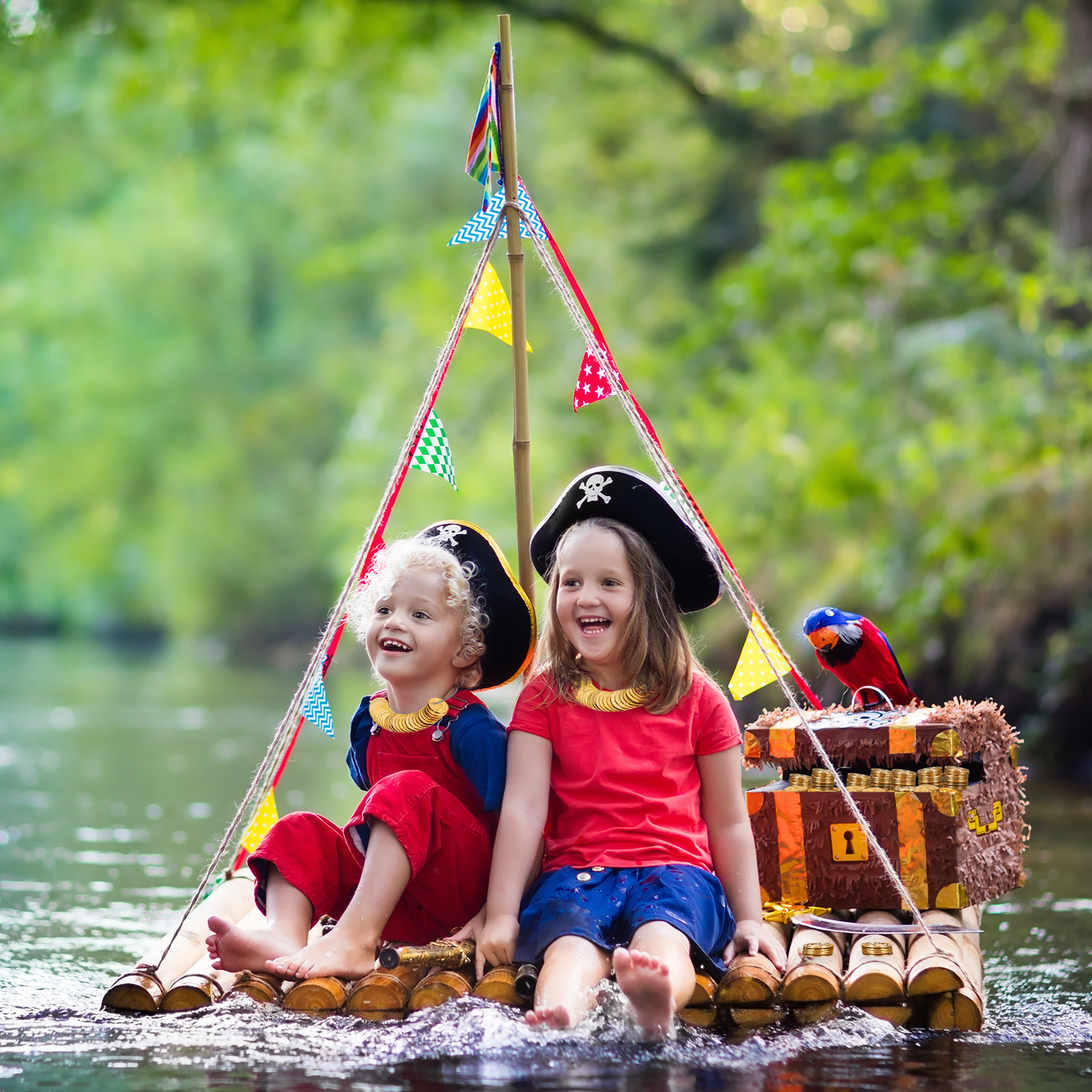 DERAYEE Piraten-Schatz: 144 Teile Goldmünzen & Edelsteine – Perfekt Für Kindergeburtstage, Schatzsuche & Piraten-Partys