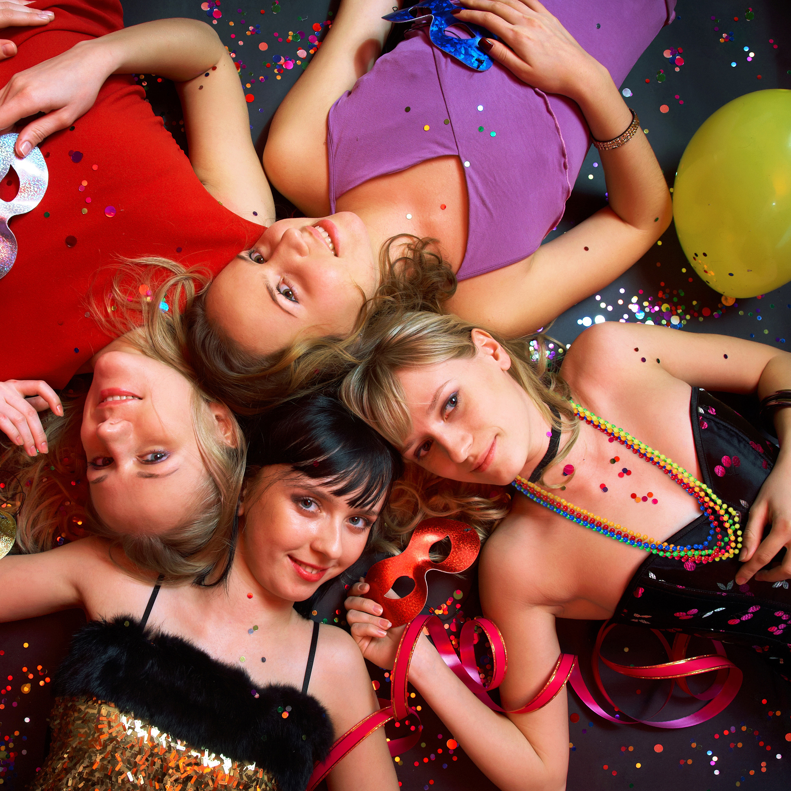 NET TOYS 4x Perlenketten Karneval Schmuck | Bunt 100cm | 80er Jahre Hippie Style