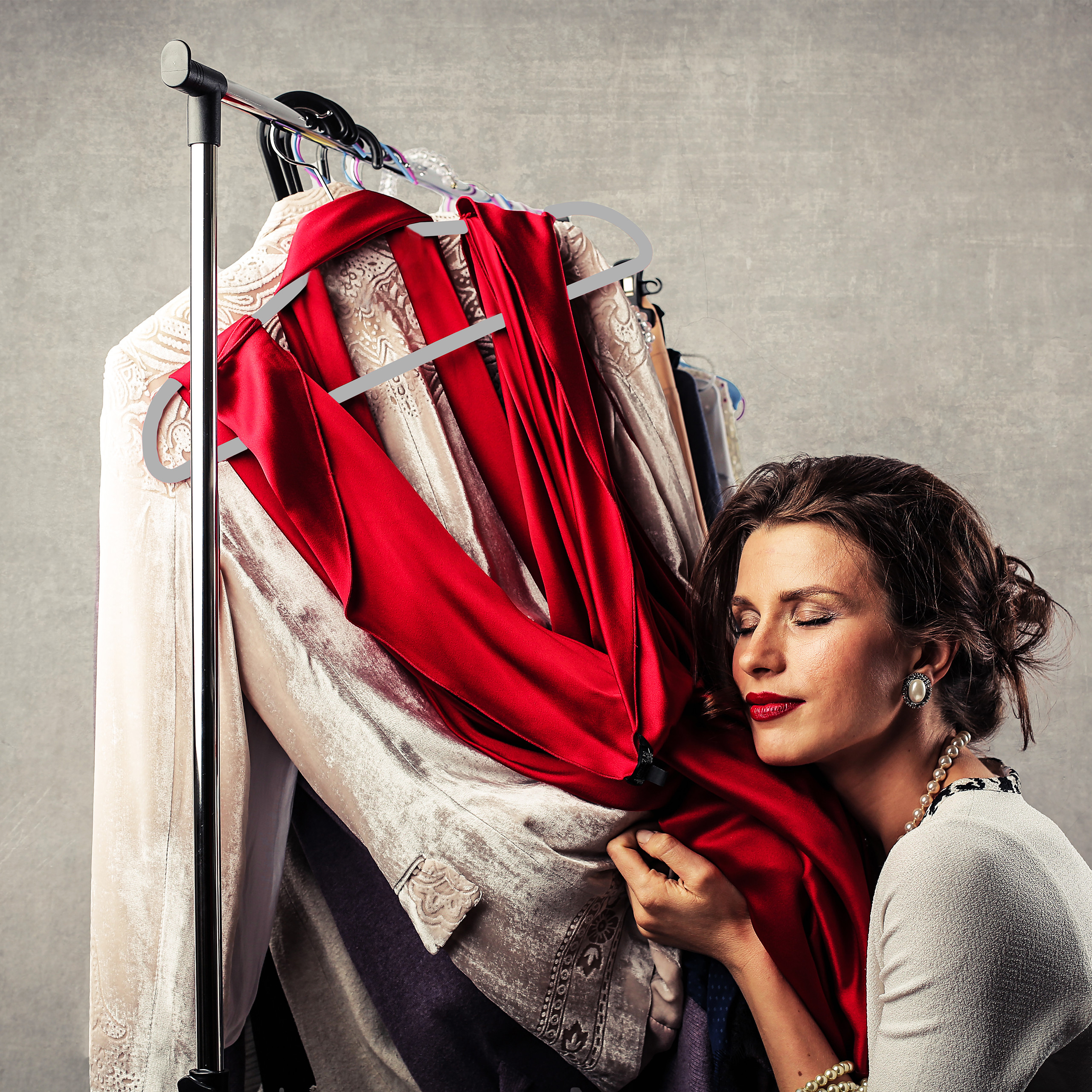 Samt kleiderbügel Antirutsch Bügel Platzsparende Wäschebügel grau 5 kg - Bild 4 von 11